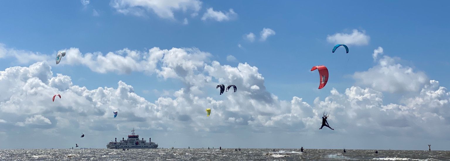 Kitesurfschool KiteMobile - VVV Ameland