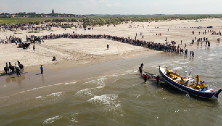 Demonstratie paardenreddingsboot Ameland - VVV Ameland