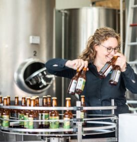 Amelander Bier en Cranberrylikeur - Amelands Produkt - VVV Ameland