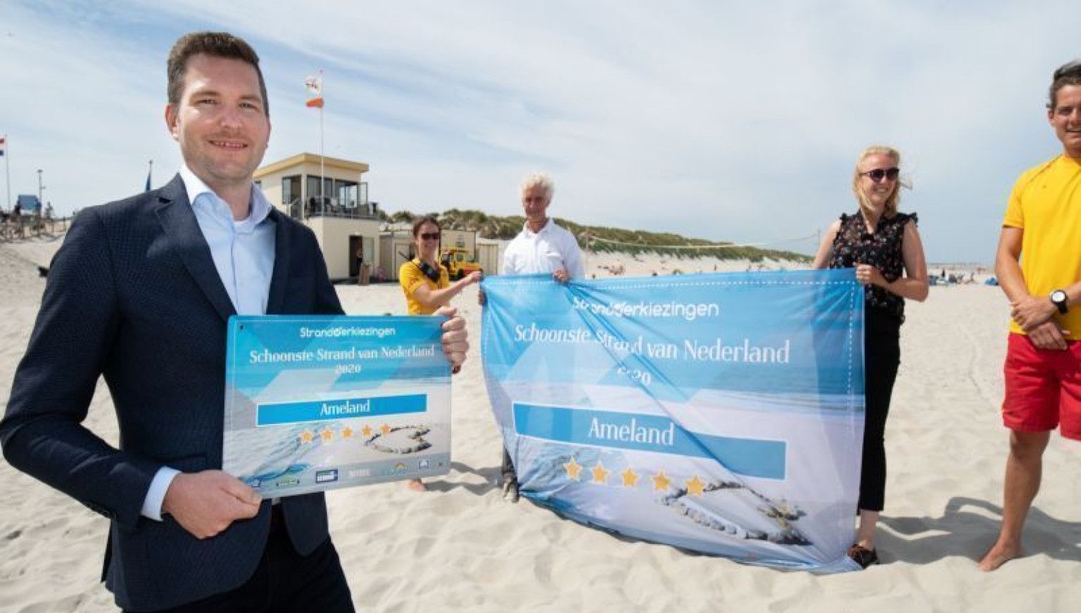 Schoonste strand verkiezing - VVV Ameland