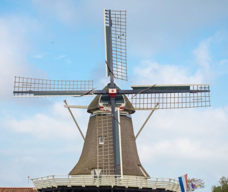 Koren- en mosterdmolen 'De Verwachting' - VVV Ameland