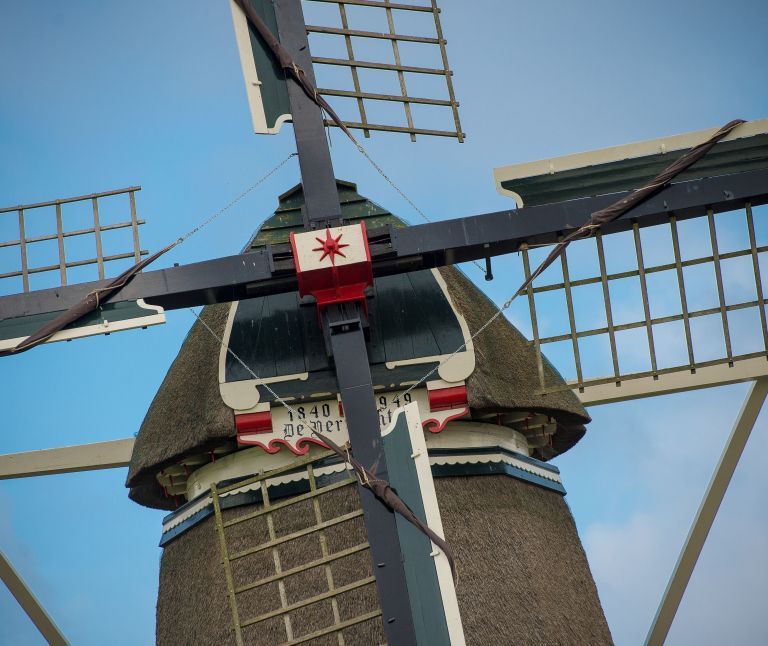 Koren- en mosterdmolen 'De Verwachting' - VVV Ameland