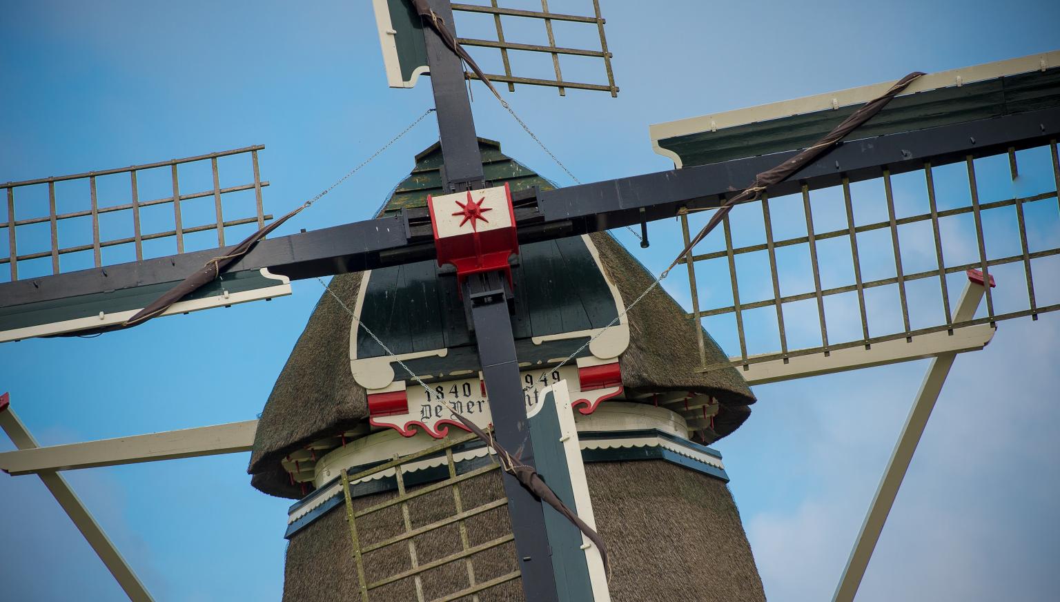 Getreide- und Senfmühle 'De Verwachting' - VVV Ameland.