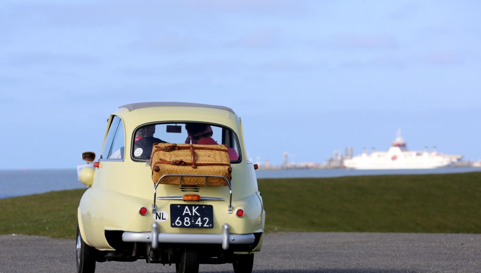 Parkeren in Holwert (Holwerd) - VVV Ameland