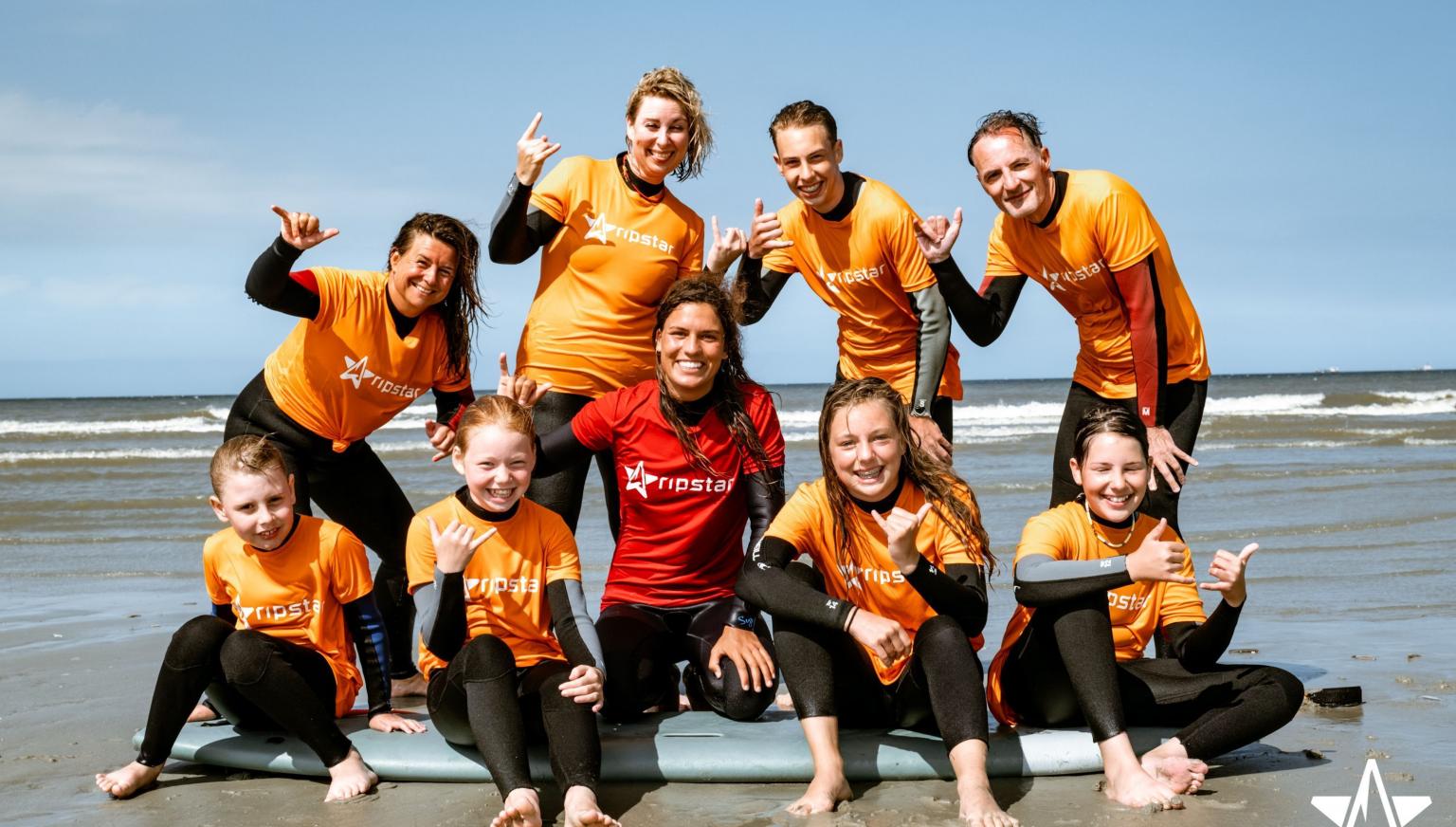 Ripstar surfvakanties en surfcamps - VVV Ameland